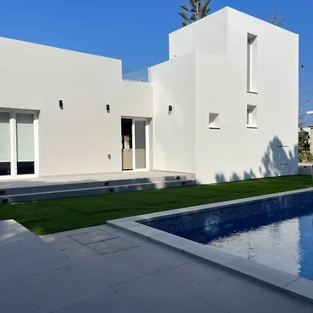 Pervolia Oasis Villa