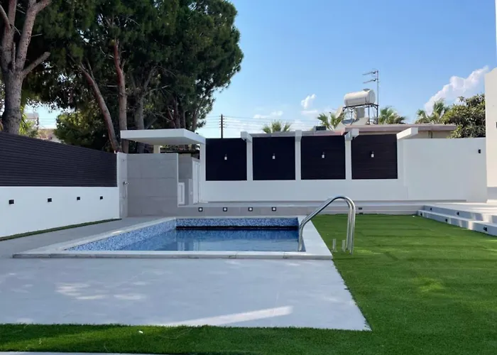 Pervolia Oasis Villa Kiti