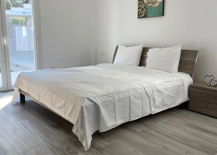 Pervolia Oasis Villa Kiti